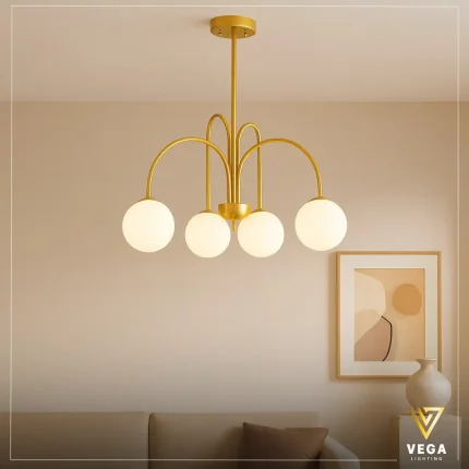 نجفة مودرن ذهبية بتصميم منحني وكرات زجاجية بيضاء
