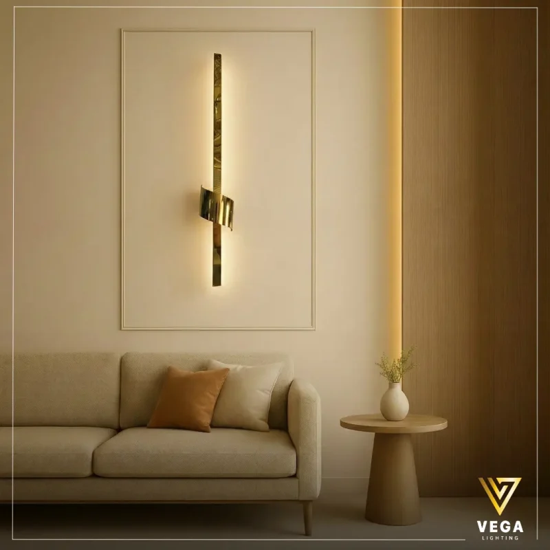 أبليك WRAP ملفوف ذهبي مودرن بإضاءة LED دافئة.