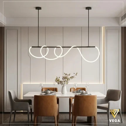 نجفة سبيكترا SPECTRA VG706 ذهبية طولية سوداء مودرن ألمنيوم ليد بتصميم حبل فوق طاولة طعام بيضاء.