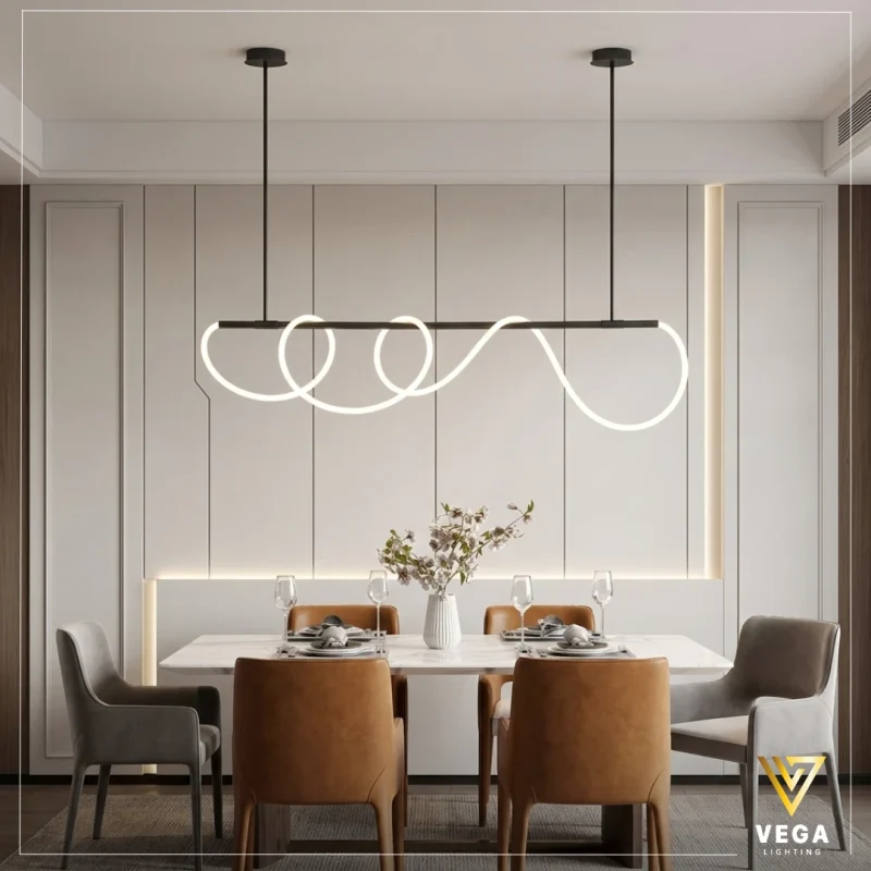 نجفة سبيكترا SPECTRA VG706 ذهبية طولية سوداء مودرن ألمنيوم ليد بتصميم حبل فوق طاولة طعام بيضاء.